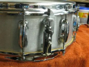 10 Lug Slingerland Niles Alum. snare Thoughts?