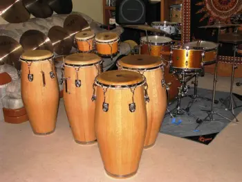 VALJE conga drums