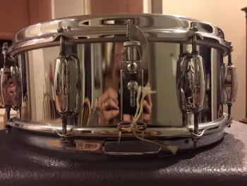 Slingerland festival snare with case $135