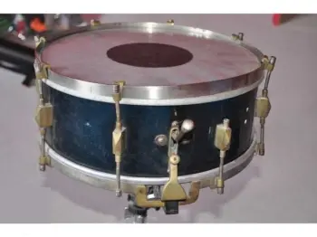 Unknow old snare - help me identifying it