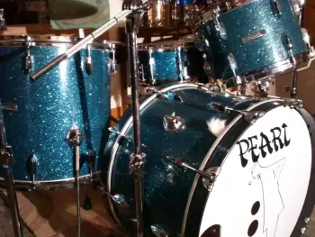 Just bought this old Pearl kit . . . .