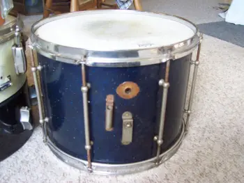 Slingerland cloud badge and wrap identification