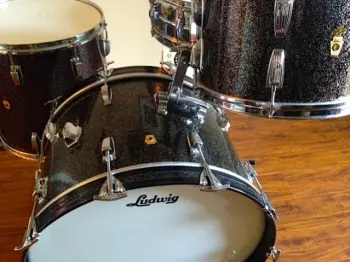1962 Ludwig Super Classic in Sparkling Galaxy Pearl
