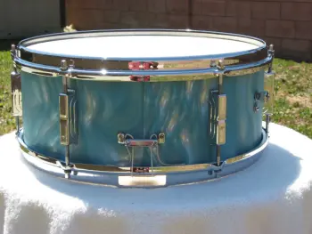 Help on a Blue Badge Leedy snare.