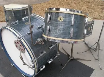 1947 Gretsch Broadkaster Drum Kit w/ Matching Gladstone Snare