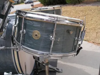 1947 Gretsch Broadkaster Drum Kit w/ Matching Gladstone Snare