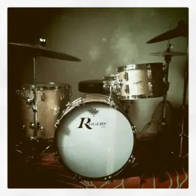 This is the Display Your Rogers Drums Thread