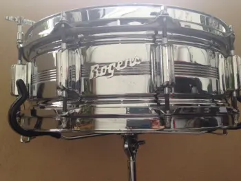 This is the Display Your Rogers Drums Thread