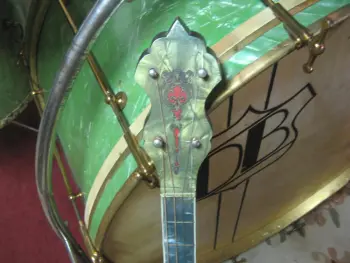 Sea Green Pearl set with matching Banjo....
