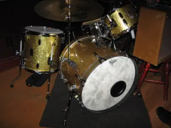 Non-Posters and Lurkers post your drums thread.