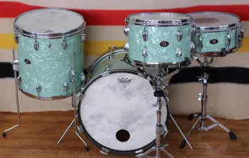 Sea Green Pearl set with matching Banjo....