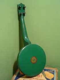 Sea Green Pearl set with matching Banjo....