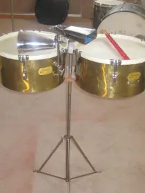Leedy Badges on timbales