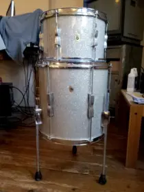 DIY Silver Glitter Wrap