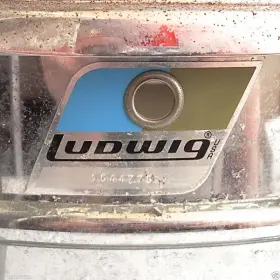 Ludwig Super Sensitive 70's needs restoring help on id