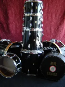This is the Display Your Ludwig Drum Thread