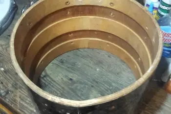 Slingerland shell with three reinforcement rings