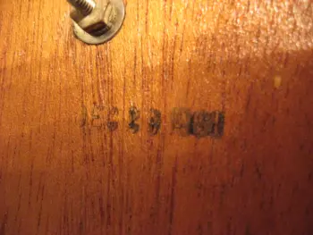 Slingerwig transformed into a 1960 Slingy radio king student snare