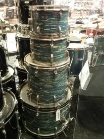 Fair price for this Ludwig 70's four piece kit.