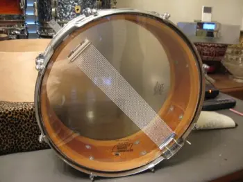 Slingerwig transformed into a 1960 Slingy radio king student snare