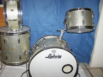 Two Types Of Ludwig Silver Sparkle