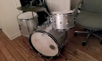 How Many Canadian Members Here &amp; Let`s See Your Vintage Drums!!