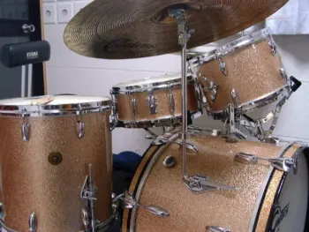 Who Here Uses Snare Stands for Rack Toms?