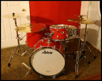 Pics of my Ludwig Rocker kit