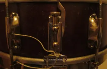 Who else owns a WFL snare like this one?