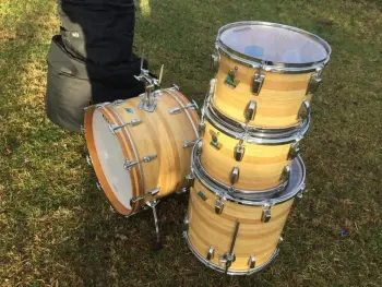 Vintage Ludwig B/O badge 'Butcher Block' 12/13/16/22 4pc drum set w/ soft bags - $799