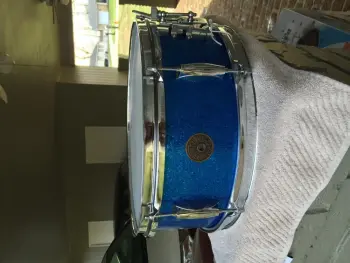 Gretsch Round Badge Help!