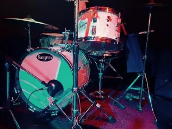 How Many Canadian Members Here &amp; Let`s See Your Vintage Drums!!