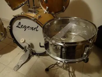 Legend Drumset (?)