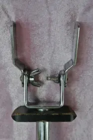 Will Ludwig 70's clip mount fit 60's clip holder?
