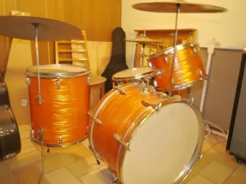 Idendification Trixon Drumset