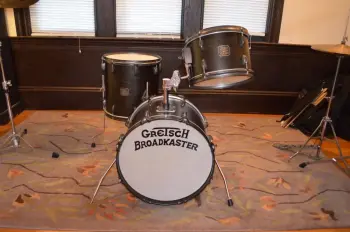 Gretsch USA Jasper Shell Broadkaster Jazz Set with Soft Cases: 1450 to your door