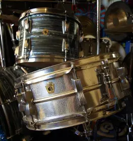 Ludwig Acrolite &amp; Standard 60's snare
