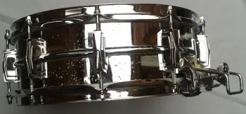 Ludwig Super Sensitive 70's needs restoring help on id