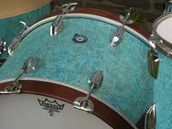 vintage-like home made drum