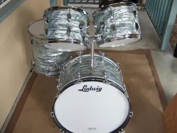 Ludwig-1969 Hollywood(?)  Not a &quot;Standard&quot;