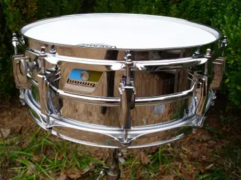 For Sale: Vintage Ludwig Supraphonic