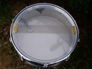For Sale: Vintage Ludwig Supraphonic