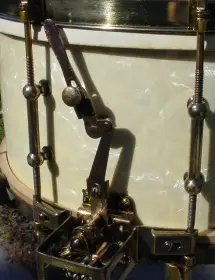 [B]1930-35 LUDWIG &amp; LUDWIG 6.5 x 14 WMP/CLASSIC GOLD SUPER-LUDWIG MODEL[/B]