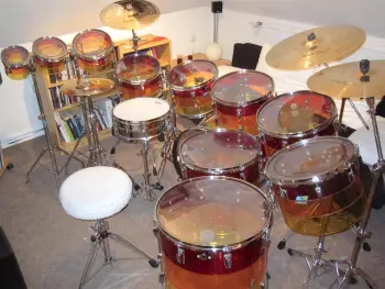 This is the Display Your Vistalite/Acrylic Drums Thread