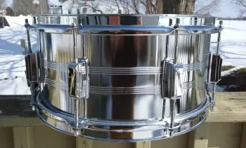 Ok guys...here mine! (Tama Swingstar Snare via CL)