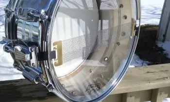 Ok guys...here mine! (Tama Swingstar Snare via CL)