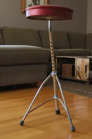 Does anyone know the year/model of this Ludwig Throne?