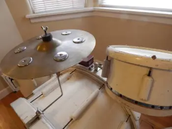 Cymbal experts, I need your help to I.D.