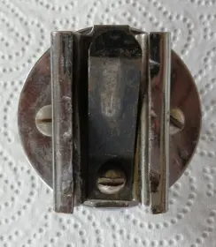 Vintage style clip on double tom holder