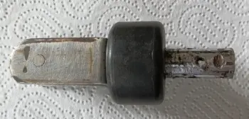 Vintage style clip on double tom holder